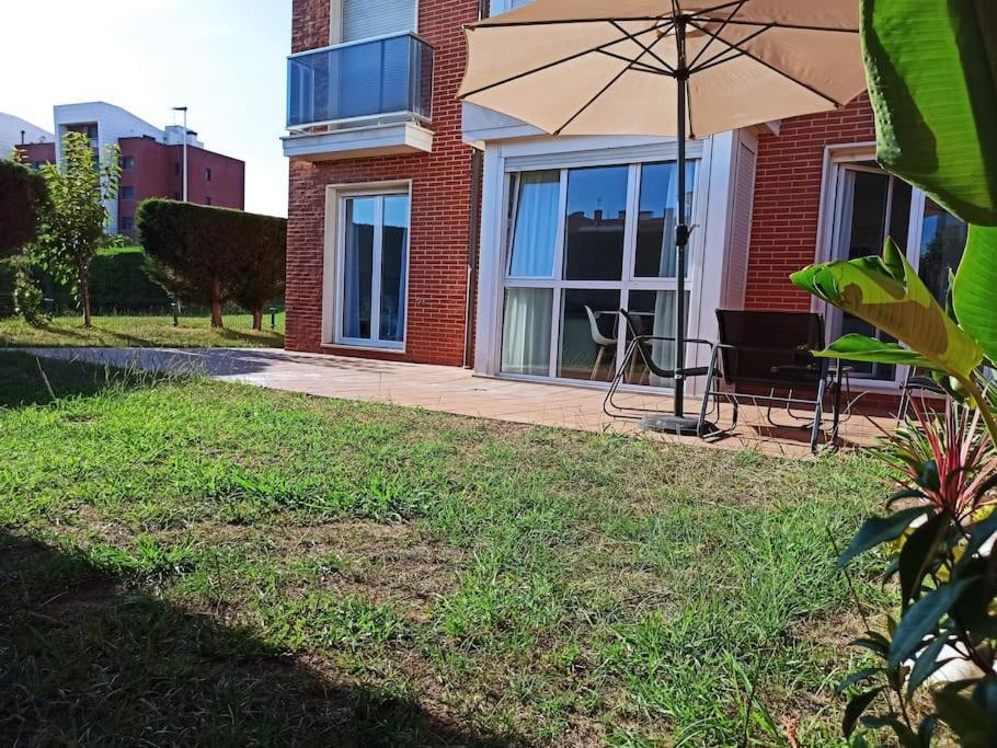 Ferienwohnung Bajo Con Jardin Privado Santander Exterior foto